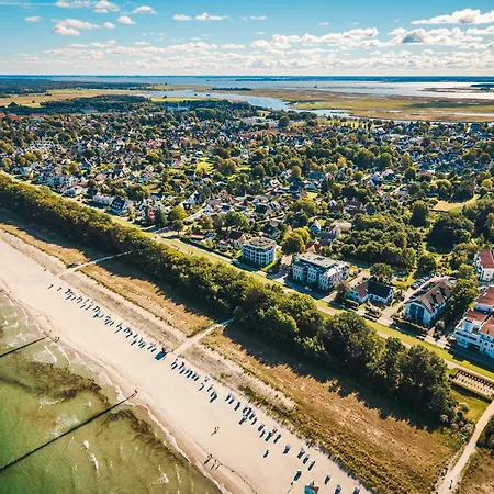 Daire Strandvilla Zingst- Ap 06 *